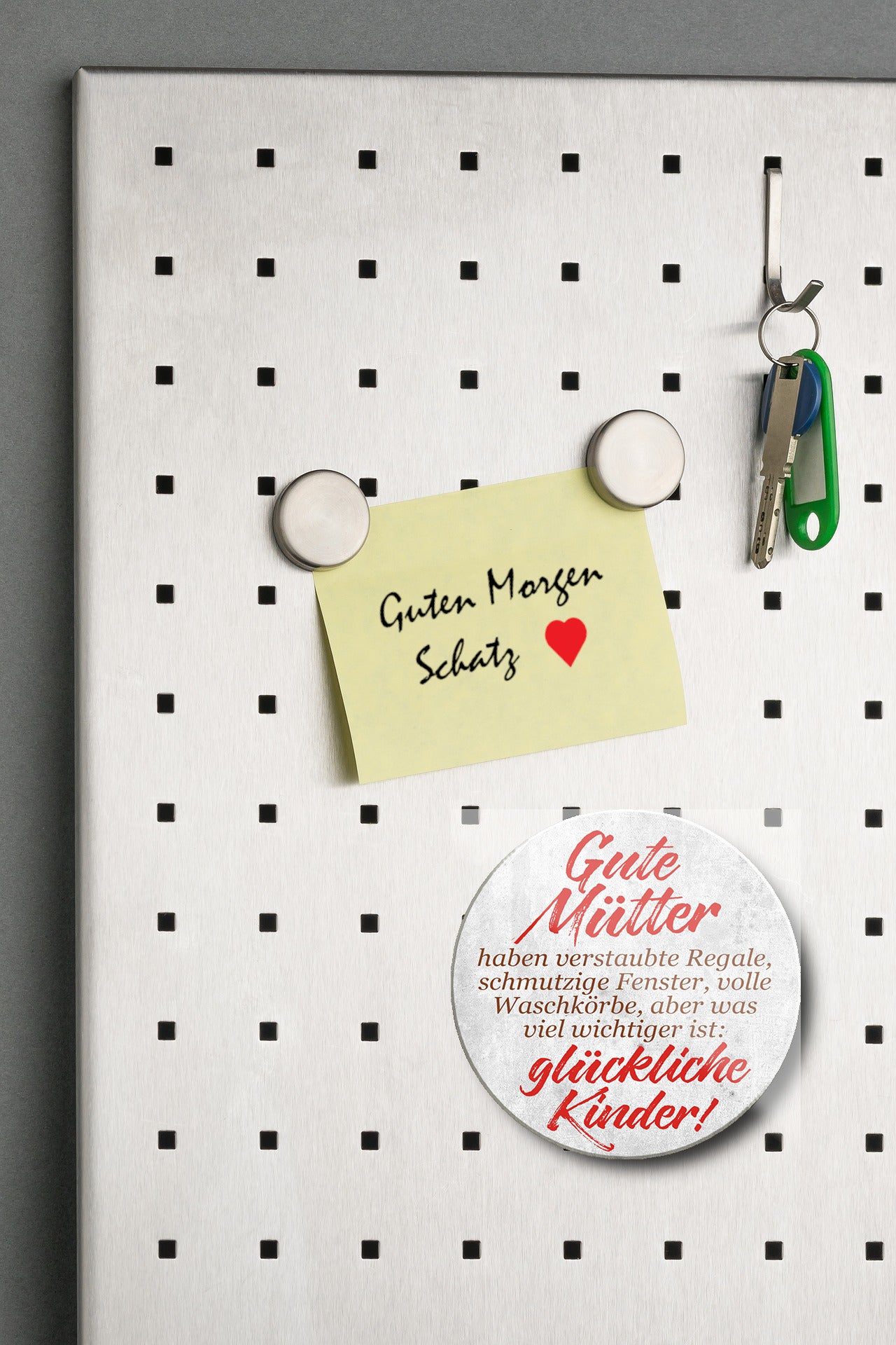 Magnet ''Gute Mütter haben verstaubte Regale Kinder'' 8x8x0,3cm
