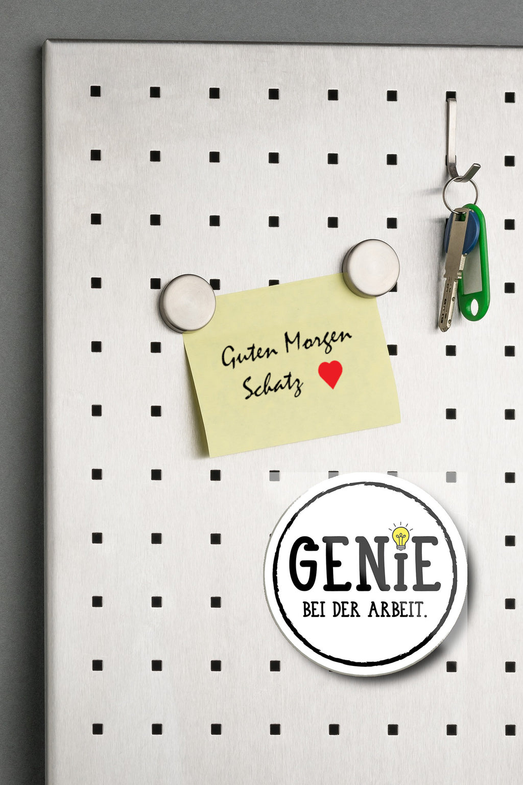 Magnet ''Genie bei der Arbeit'' 8x8x0,3cm