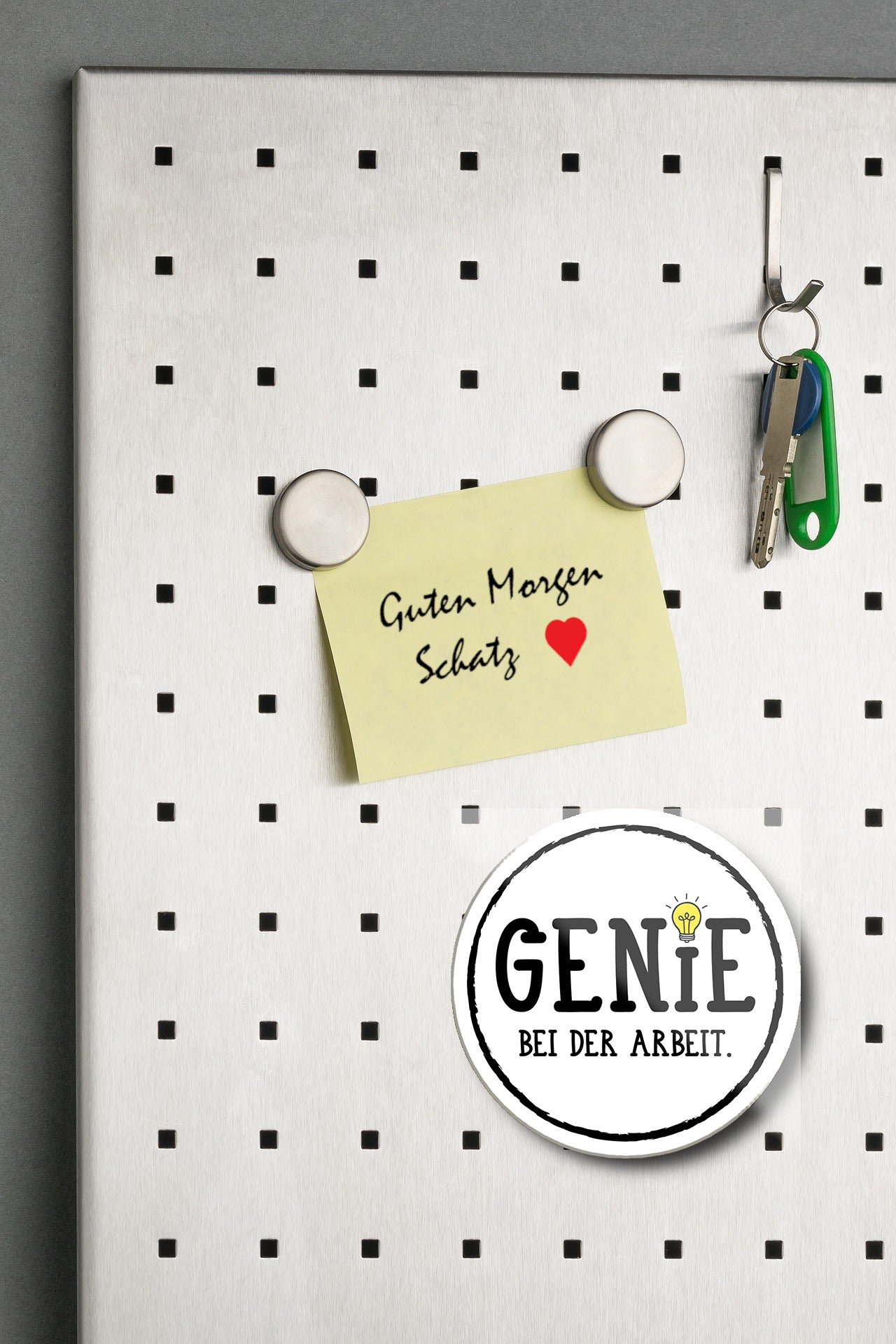 Magnet ''Genie bei der Arbeit'' 8x8x0,3cm