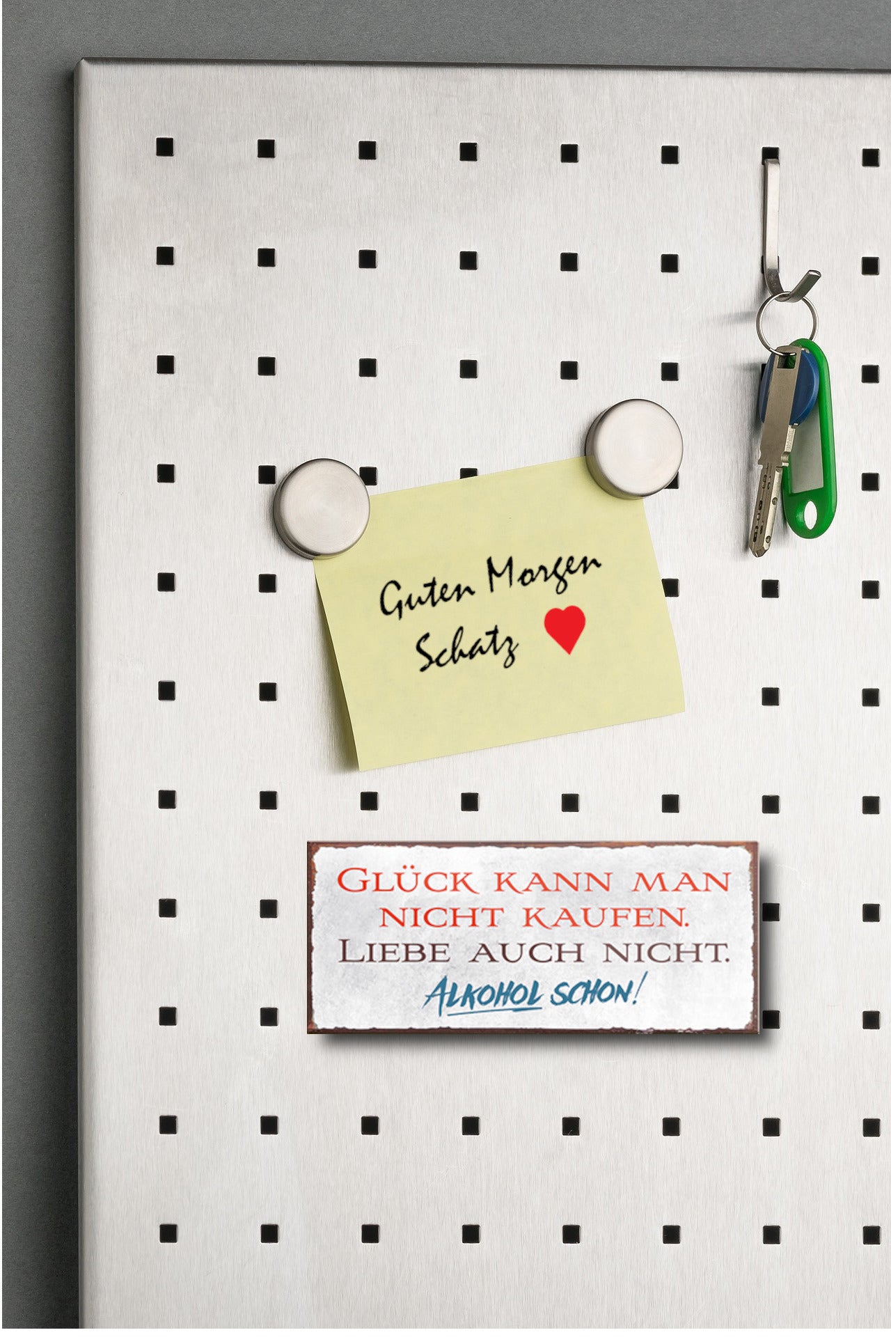 Magnet ''Glück kann man nicht kaufen, Alkohol schon'' 9,3x4cm