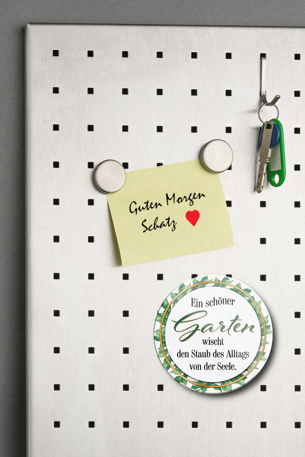 Magnet ''Ein schöner Garten wischt den Staub'' 8x8x0,3cm