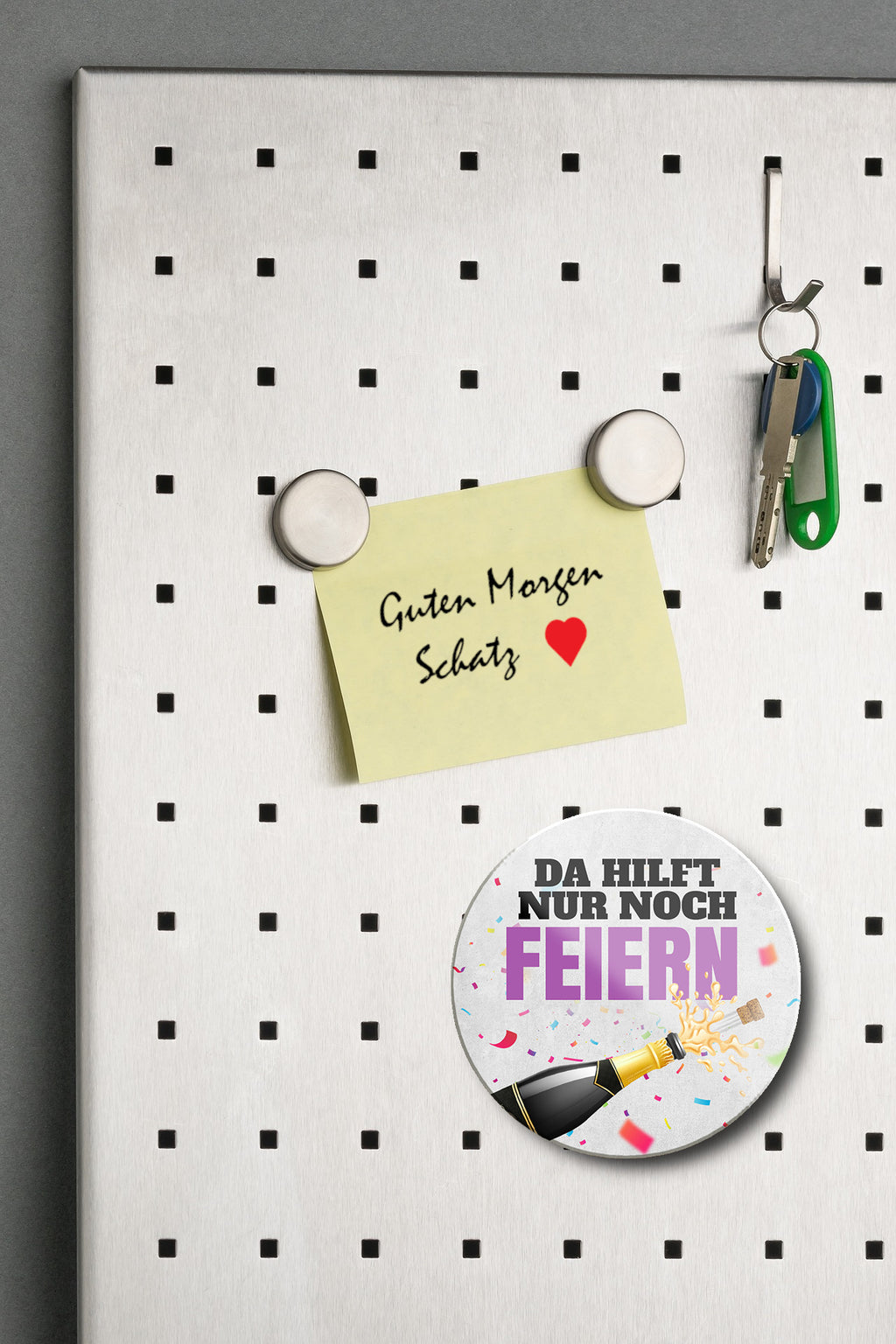 Magnet ''Da hilft nur noch Feiern'' 8x8x0,3cm