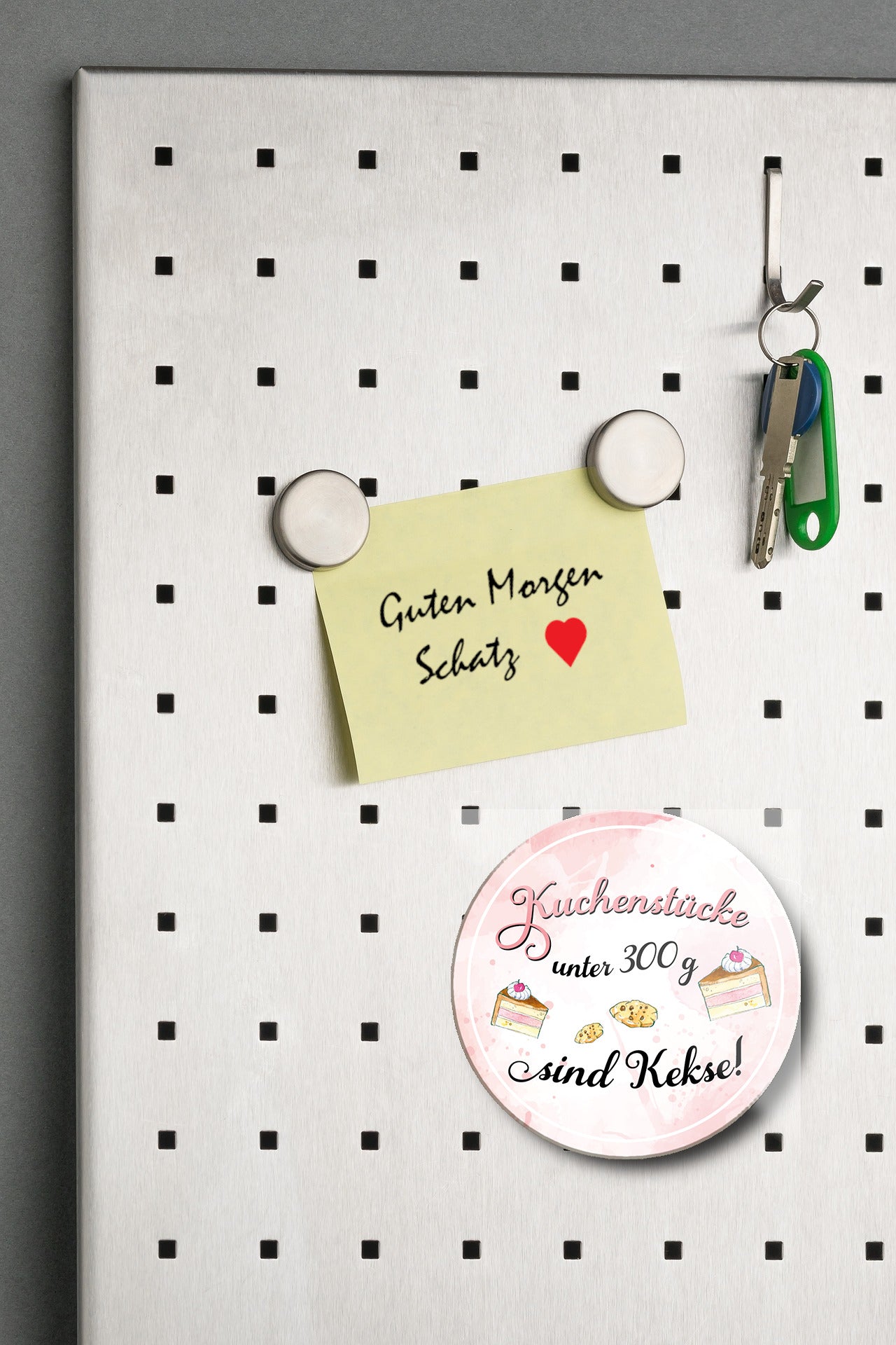 Magnet ''Kuchenstücke unter 300g sind Kekse'' 8x8x0,3cm