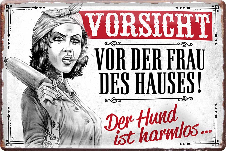 4252024219920 Schilderstore24 	Schilderstore24 Blechschilder sind perfekt als Geschenk zu Weihnachten, Geburtstage, Feiern, Partys, Grillabende, Namenstag, Feiertag, Mädelsabend, Hochzeit. Jederzeit stilvoll im Wohnzimmer, Partykeller, Garage, Praxis, Büro, Café, Hauseingang Sarkasmus Ironie Funny Schwarzer Humor faul dumm fun rente lästern teufel ''Vorsicht vor der Frau des Hauses''		20x30cm