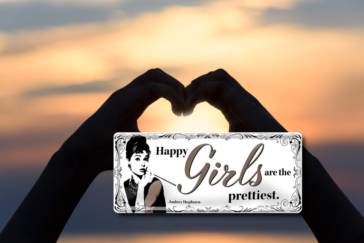 Blechschild ''Happy Girls are the prettiest'' 28x12cm